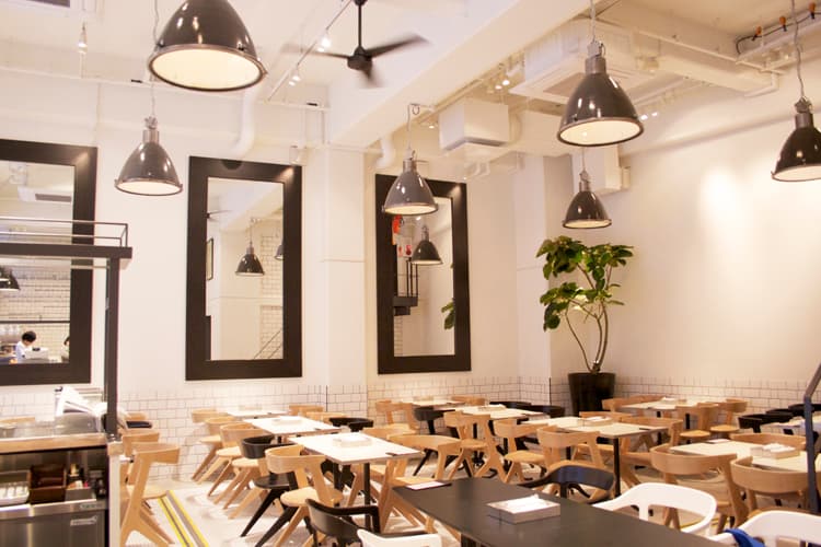 L'Antica Pizzeria da Michele Ebisu branch