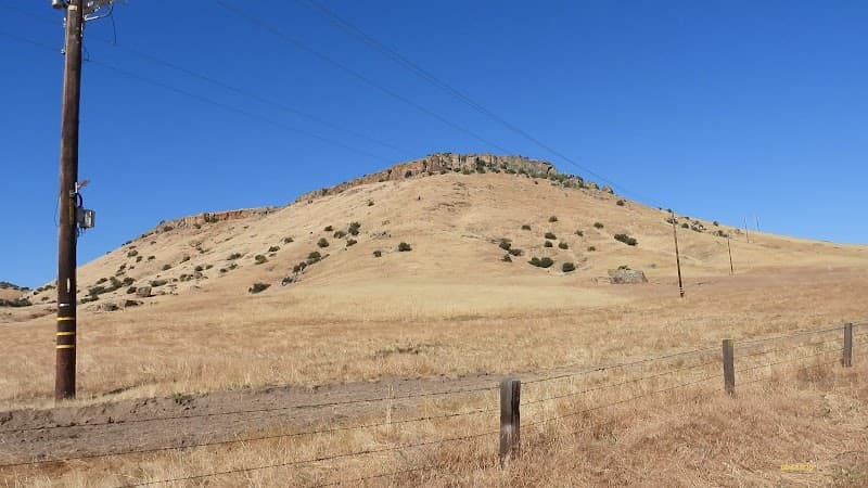 Little Table Mountain