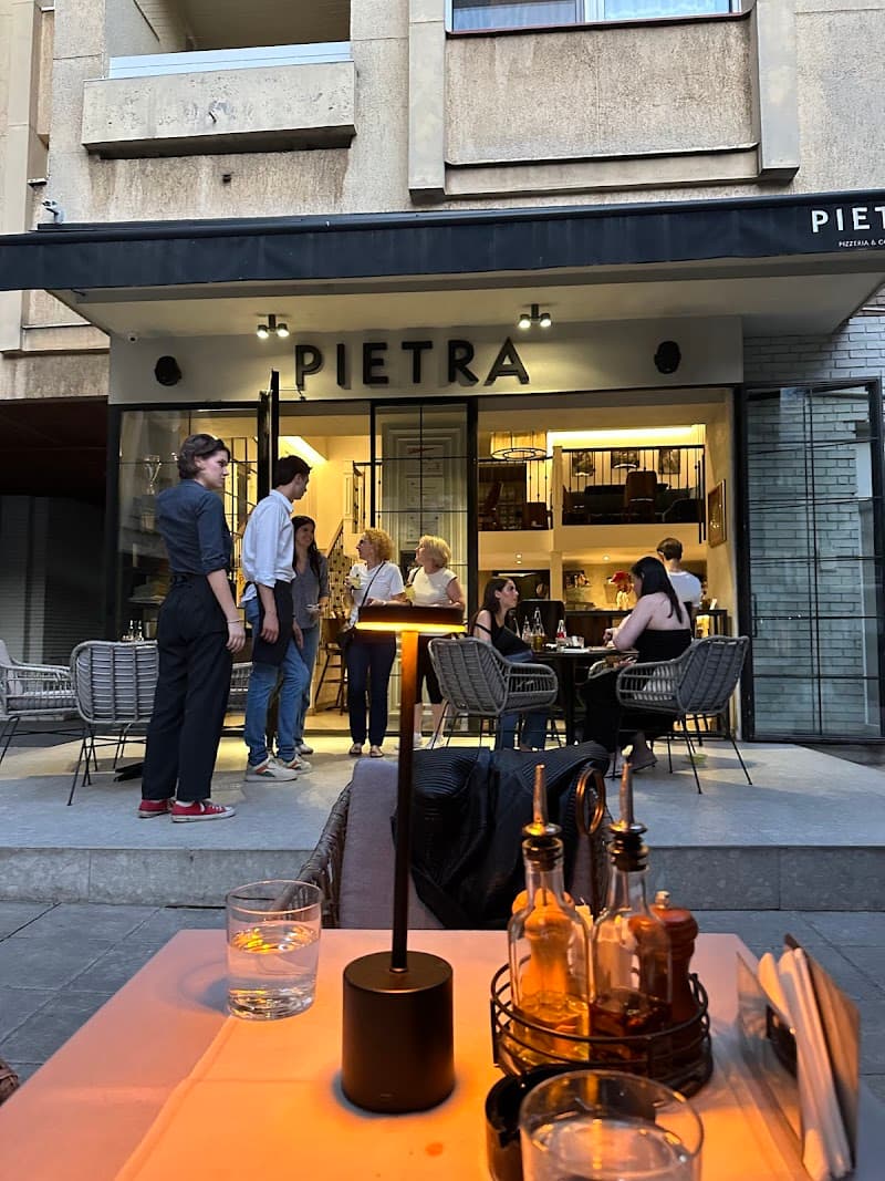 Pietra Pizzeria & Cocktail Bar