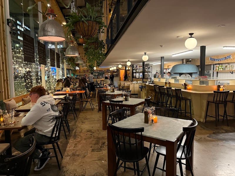 Rudy's Pizza Napoletana - Portland Street