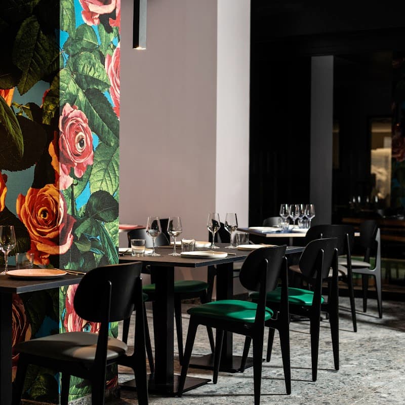 TAC Thin and Crunchy